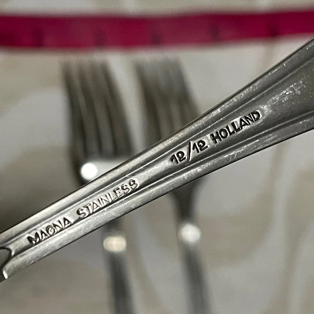 Set of 4 Vintage Magna Stainless Forks 12/12 Holland Ornate Dining Flatware‎